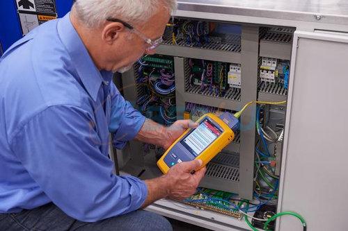 Fluke Kablo Analizörü Sertifikasyon Cihazı resmi